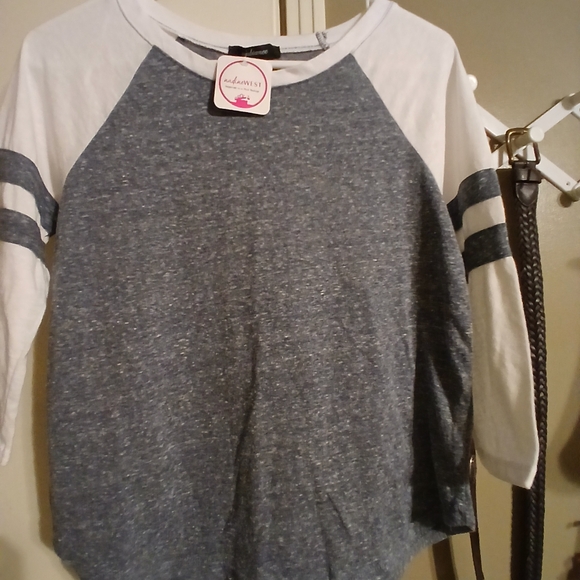 Nadine west quarter sleeve Shirt size medium - Picture 2 of 5